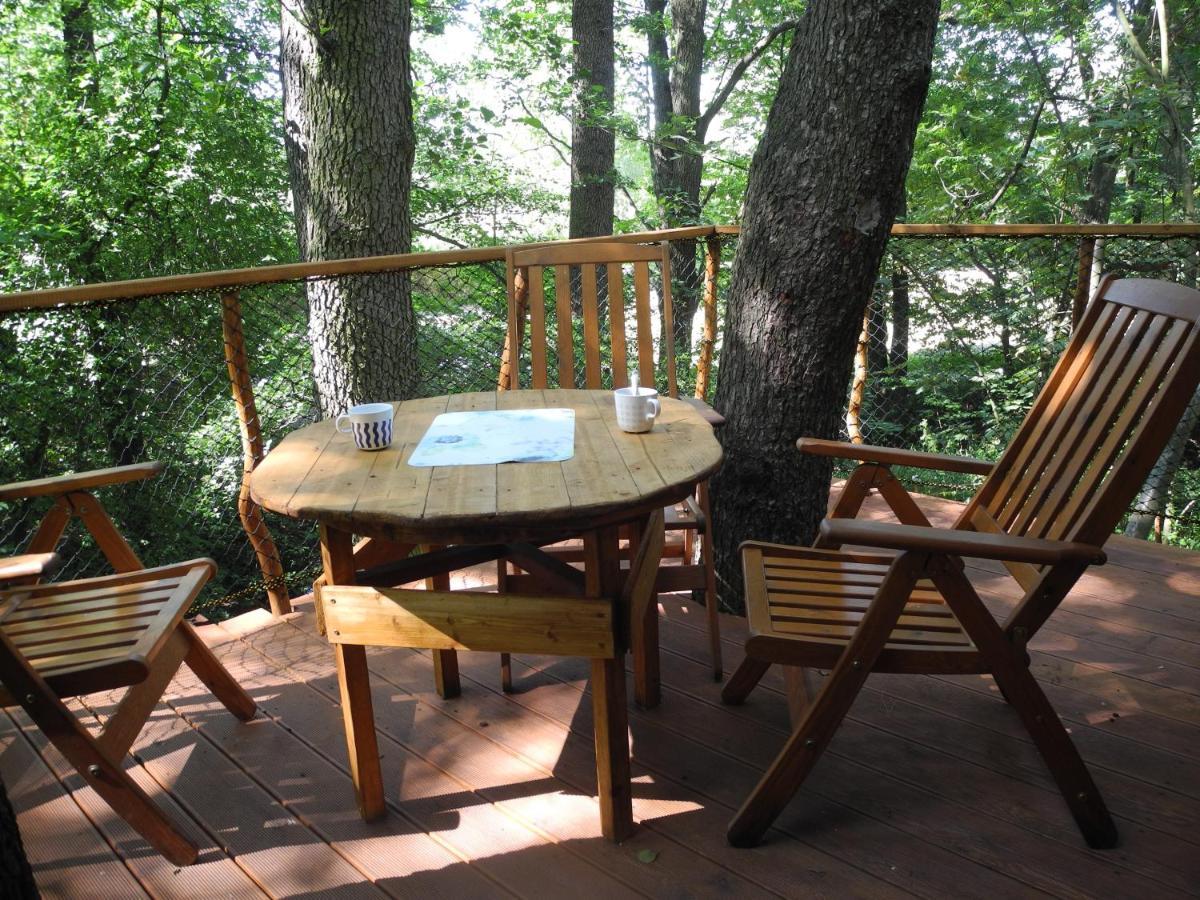 Treehouse V Brdech Villa Bohutin  Luaran gambar